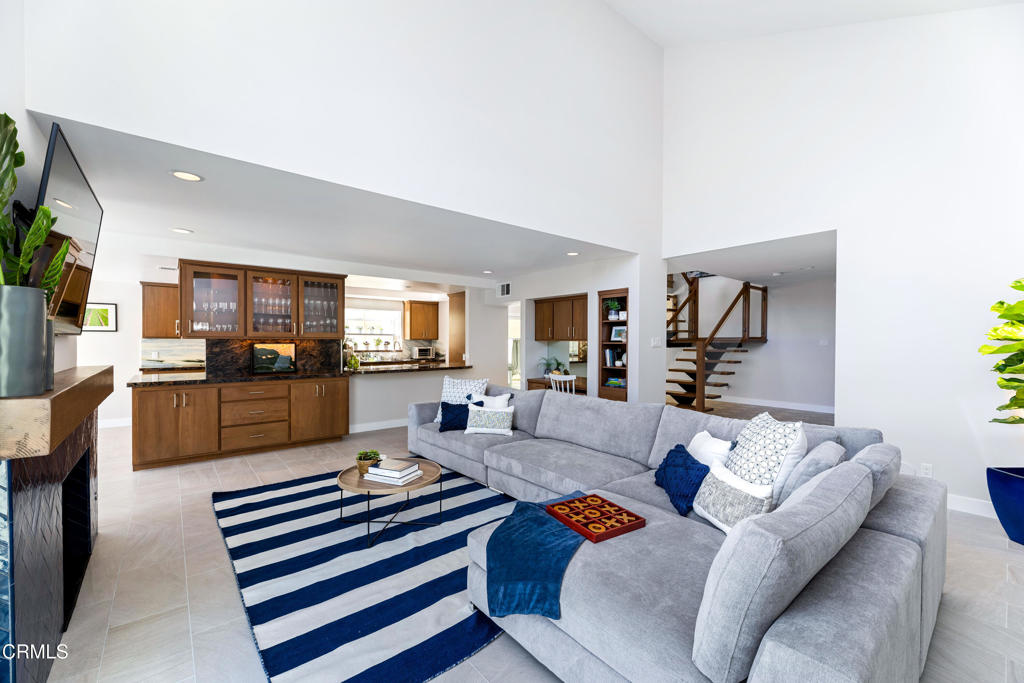 Mandalay Bay 2 - 190402 - Residential Lease