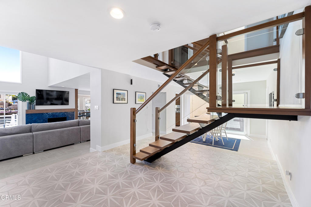 Mandalay Bay 2 - 190402 - Residential Lease