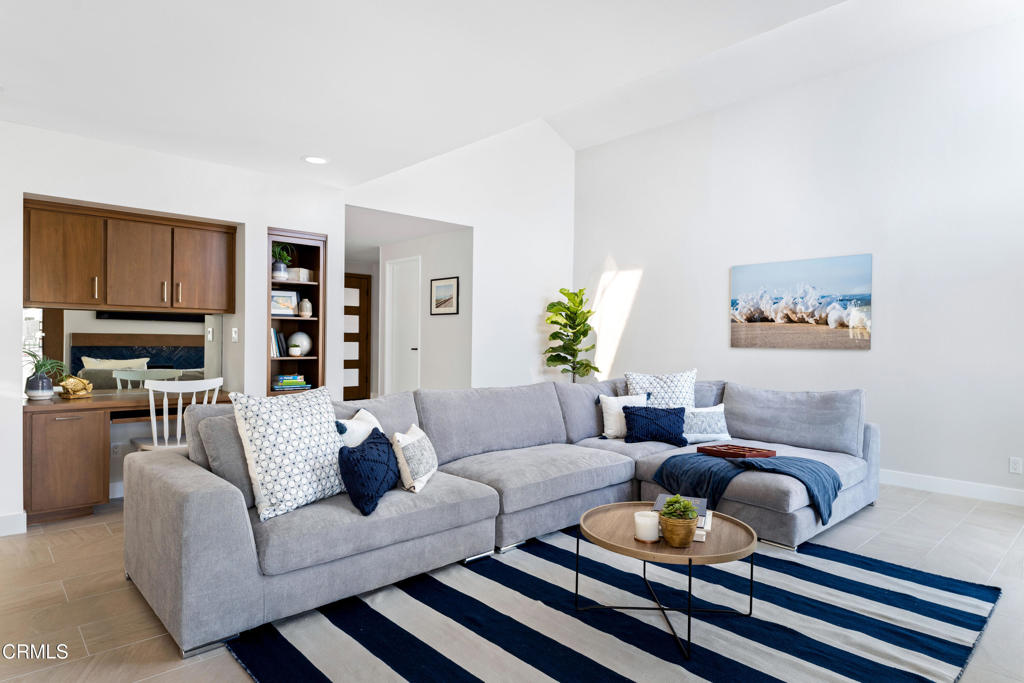 Mandalay Bay 2 - 190402 - Residential Lease