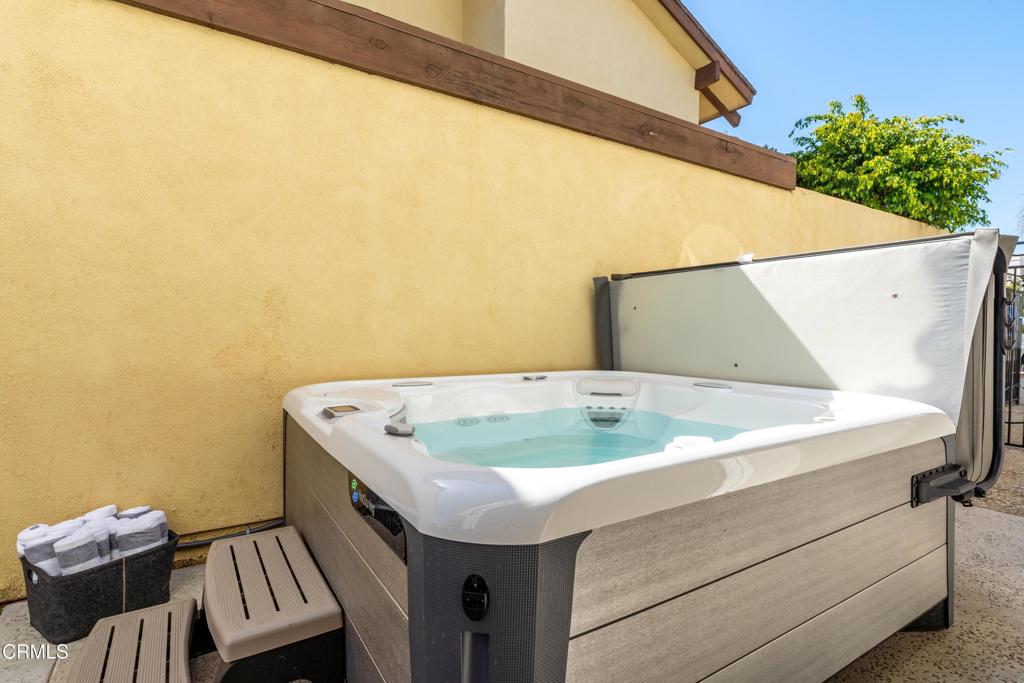 Mandalay Bay 2 - 190402 - Residential Lease