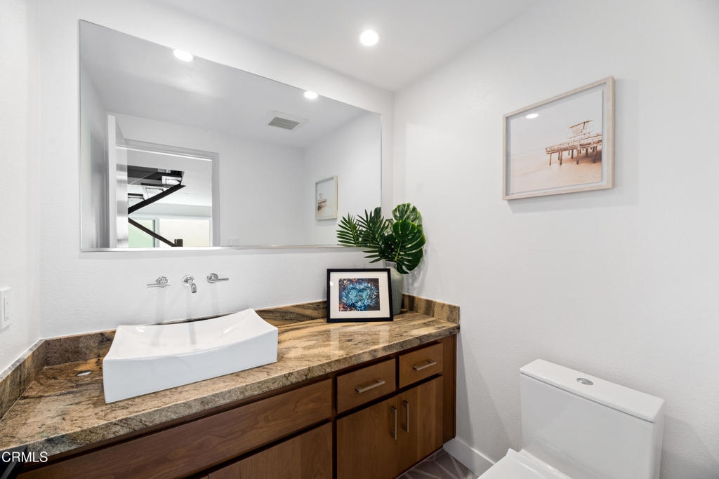 Mandalay Bay 2 - 190402 - Residential Lease