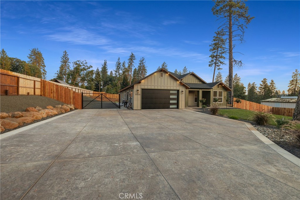 5869 Fickett Lane