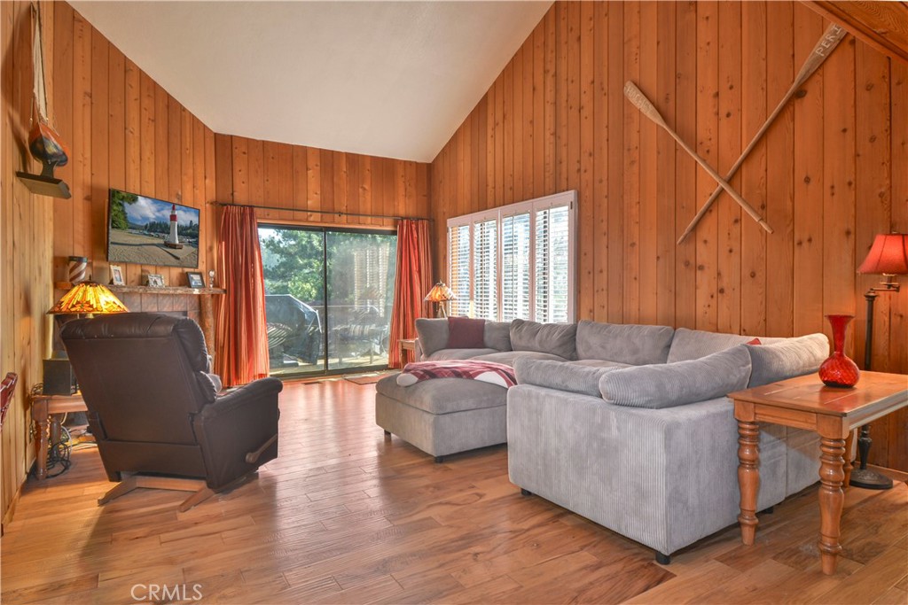 27657 Peninsula #106 Drive