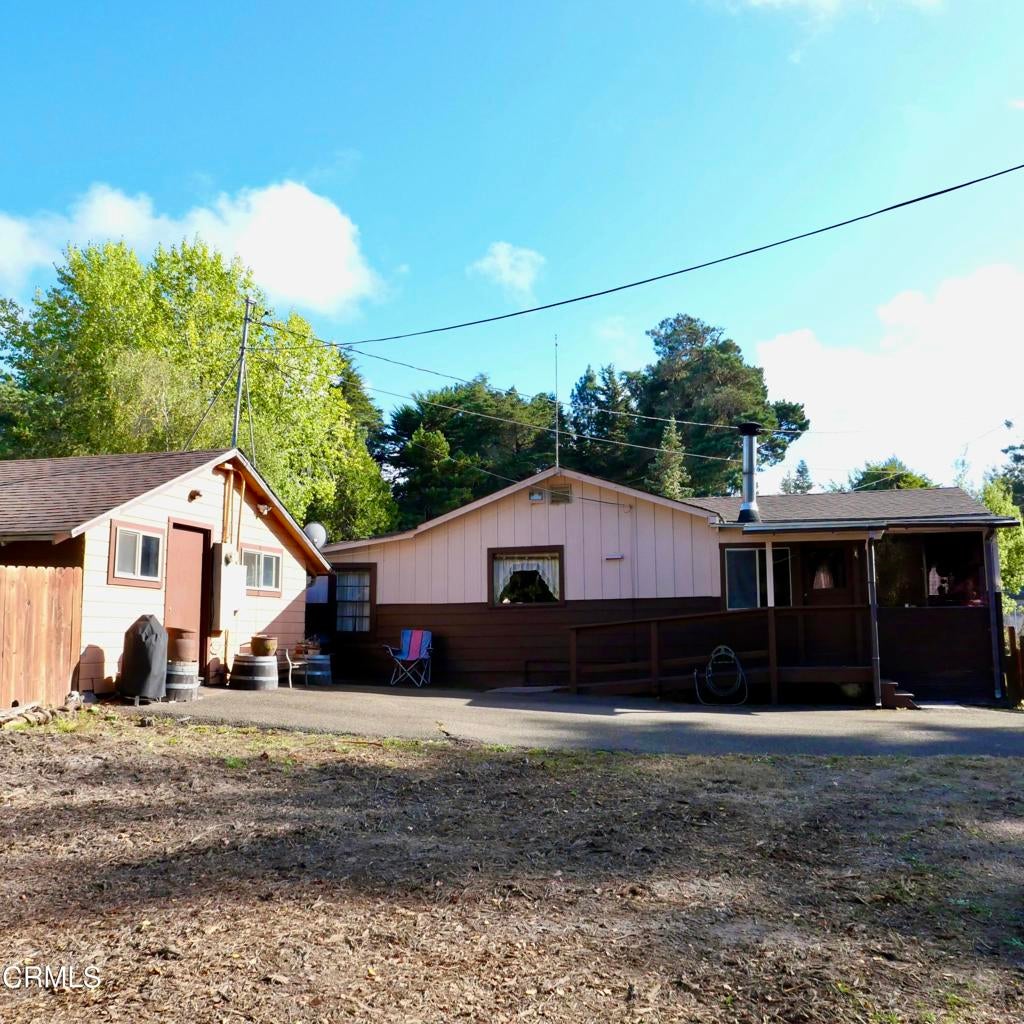 19231 Summers Lane