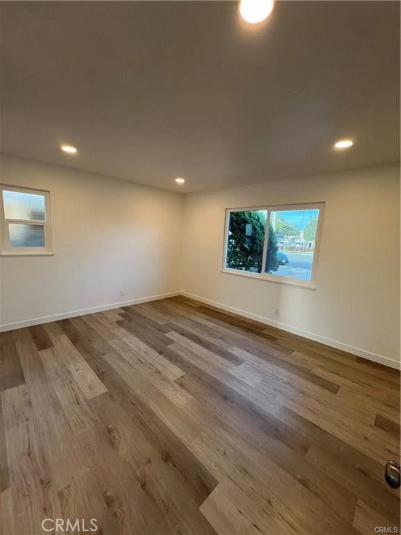 909 S Echo Place