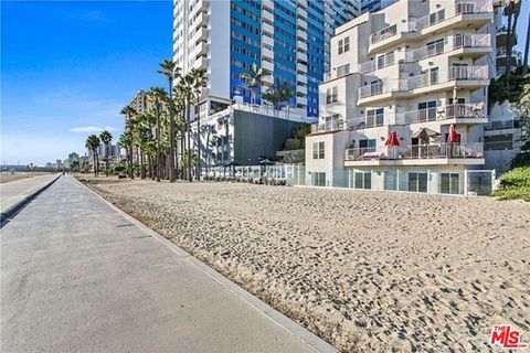 Photo of 25 15th Place #101, Long Beach, CA 90802 (MLS # 25621751)