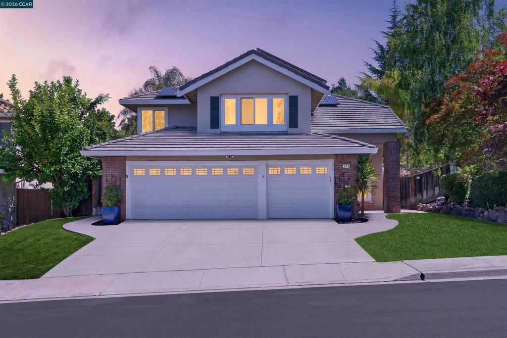 406 Skycrest Dr Dr
