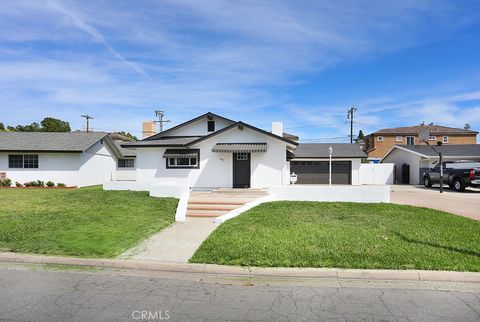 Photo of 11052 Faye Avenue, Garden Grove, CA 92840 (MLS # PW26050286)