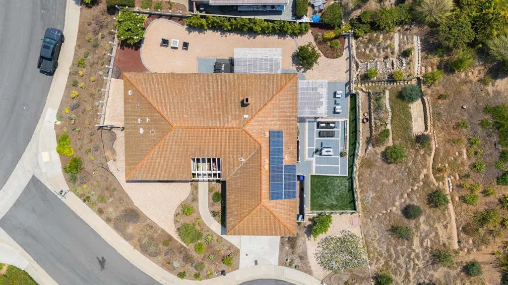 San Diego, California 92128, United States, 3 Bedrooms Bedrooms, ,2 BathroomsBathrooms,Residential,Coming Soon,165319