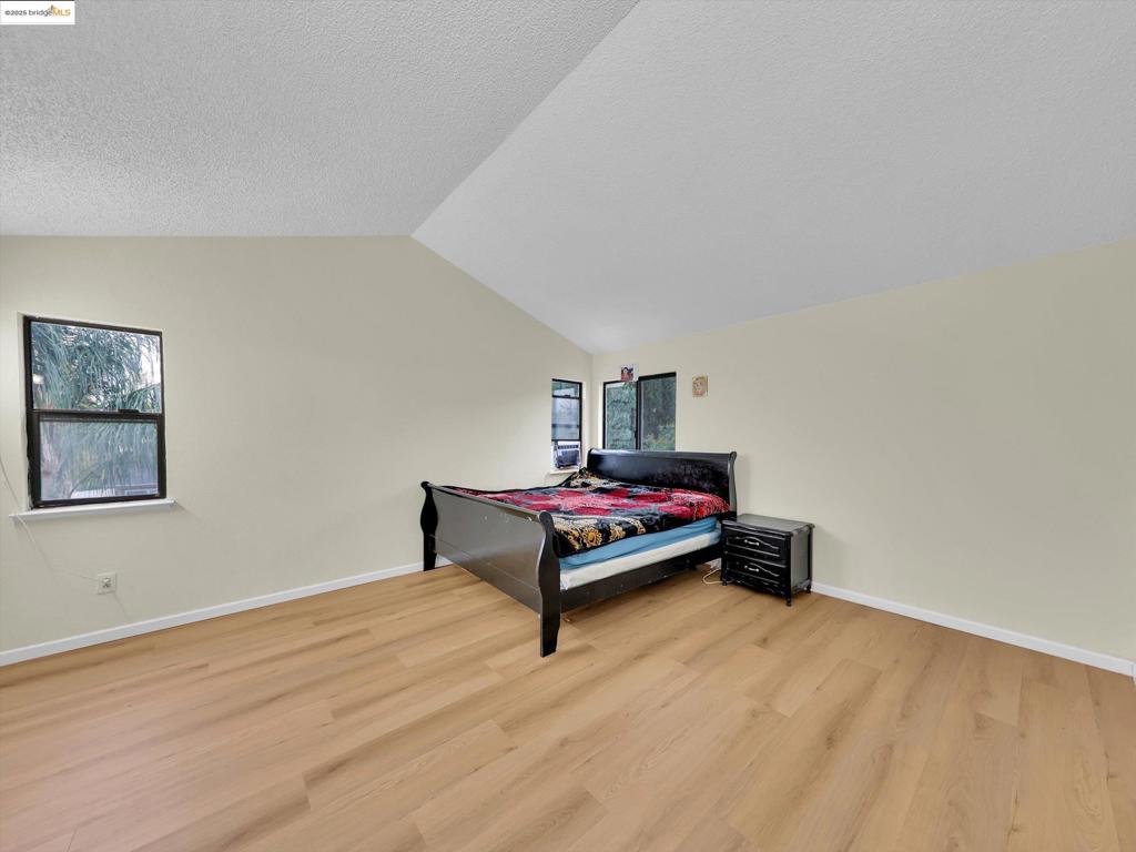 RIDGEROCK - Residential