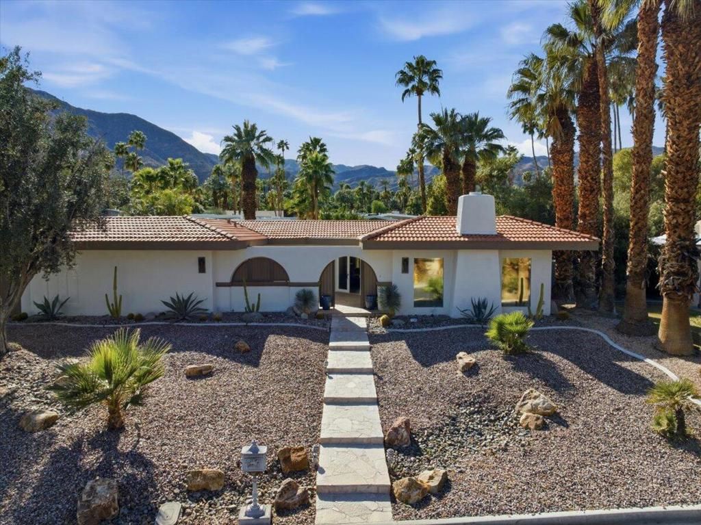 Photo of 71395 Biskra Road, Rancho Mirage, CA 92270 (MLS # 219143626DA)