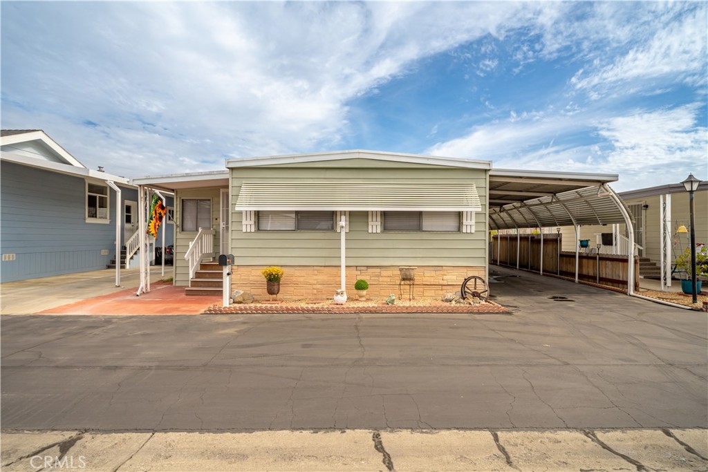 1630 W Covina Boulevard 60