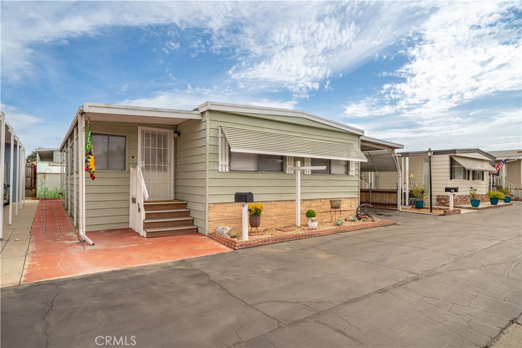 1630 W Covina Boulevard 60