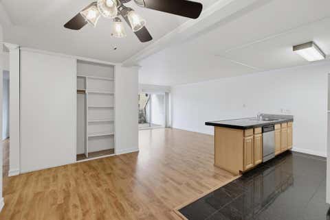 Tiny photo for 8332 Regents Rd Rd #B, San Diego, CA 92122 (MLS # 260017819SD)