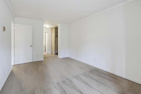 Tiny photo for 8332 Regents Rd Rd #B, San Diego, CA 92122 (MLS # 260017819SD)