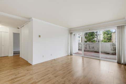 Photo of 8332 Regents Rd Rd #B, San Diego, CA 92122 (MLS # 260017819SD)