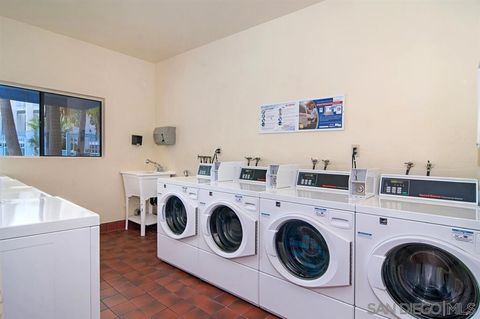 Tiny photo for 8332 Regents Rd Rd #B, San Diego, CA 92122 (MLS # 260017819SD)