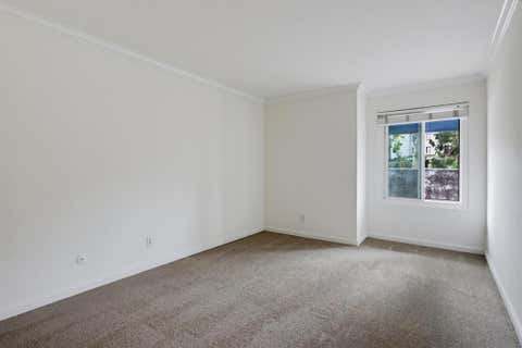 Tiny photo for 8332 Regents Rd Rd #B, San Diego, CA 92122 (MLS # 260017819SD)