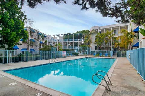 Tiny photo for 8332 Regents Rd Rd #B, San Diego, CA 92122 (MLS # 260017819SD)