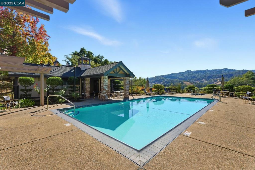 HASLEMERE - Residential Lease