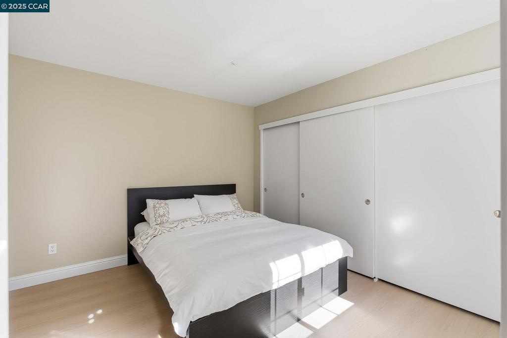 HASLEMERE - Residential Lease