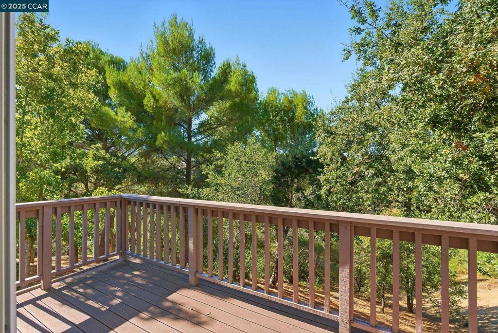 HASLEMERE - Residential Lease