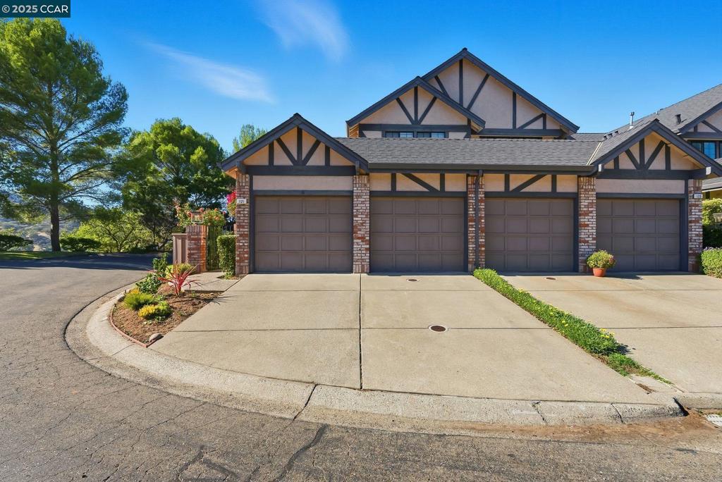 HASLEMERE - Residential Lease