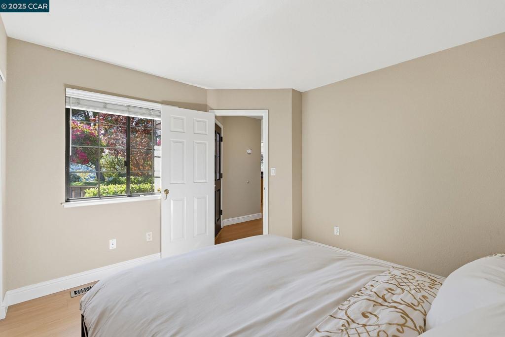 HASLEMERE - Residential Lease