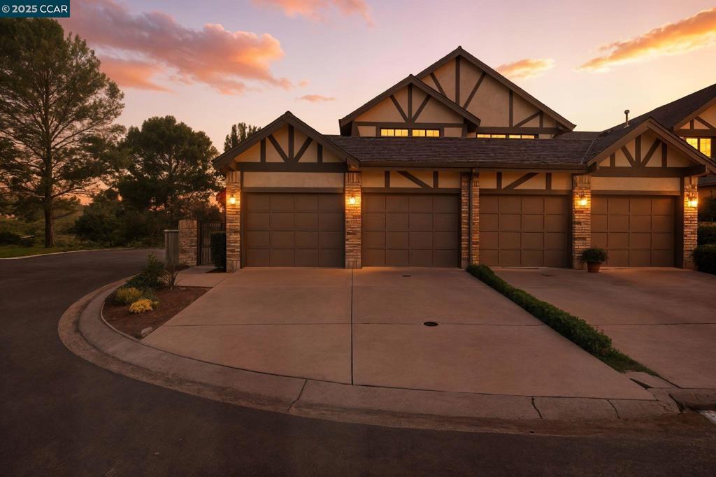 HASLEMERE - Residential Lease