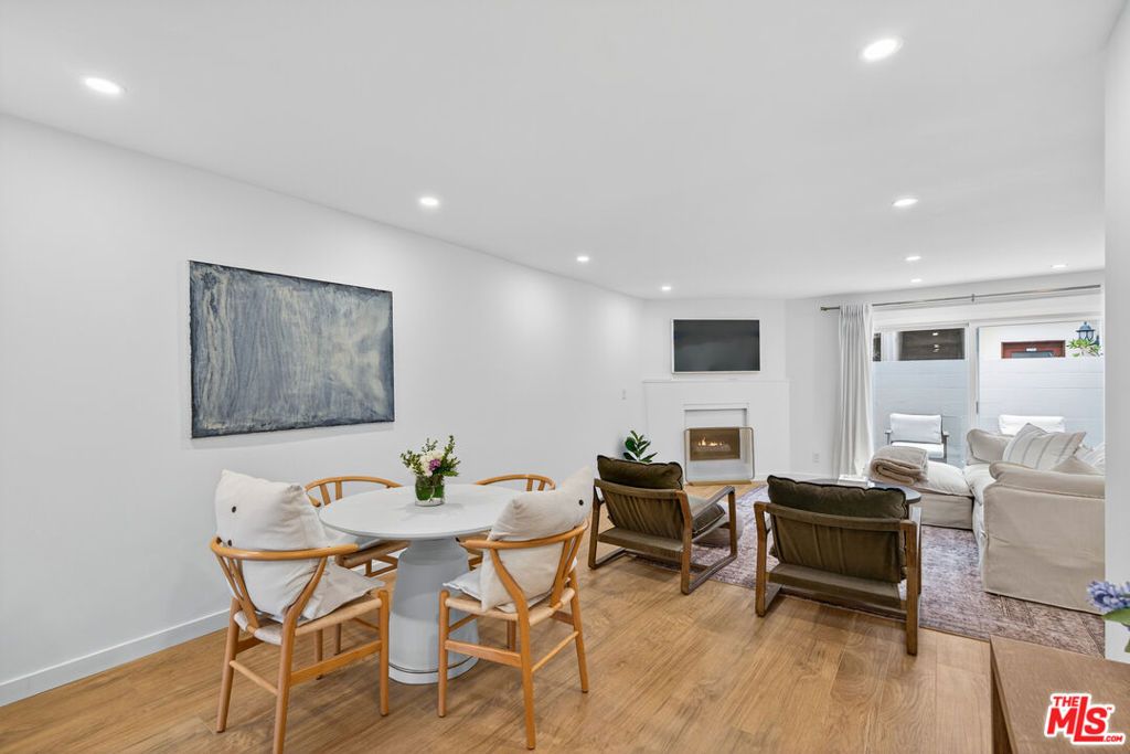 Photo of 1443 25th Street #2, Santa Monica, CA 90404 (MLS # 26633641)