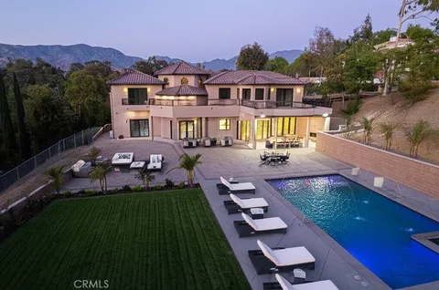 10521 Mary Bell Avenue, Shadow Hills, CA 91040 - MLS#: SR26025500