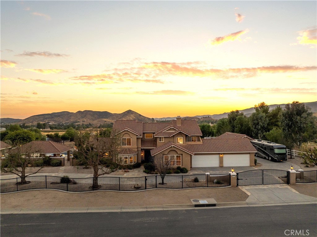 34901 Sweetwater Drive