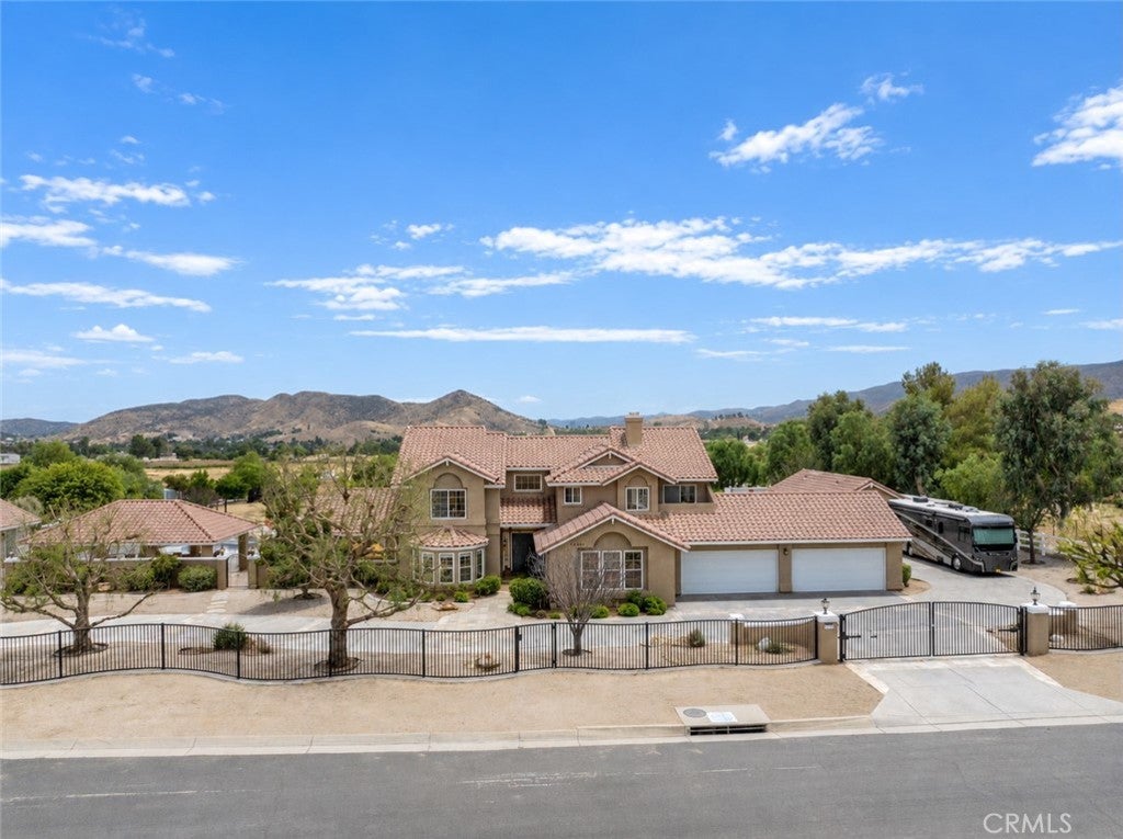 34901 Sweetwater Drive