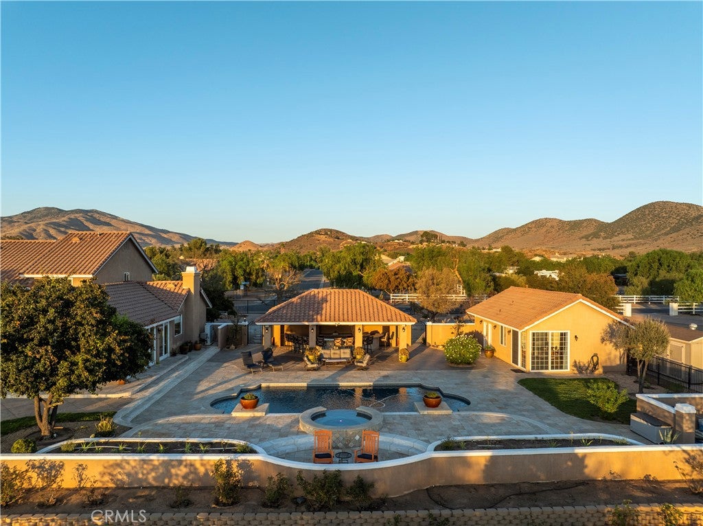 34901 Sweetwater Drive