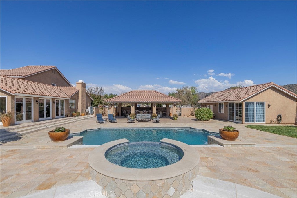 34901 Sweetwater Drive