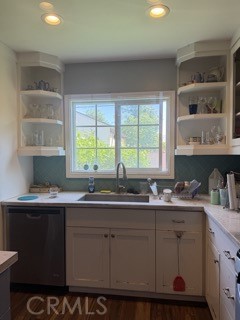 13932 Elmcroft