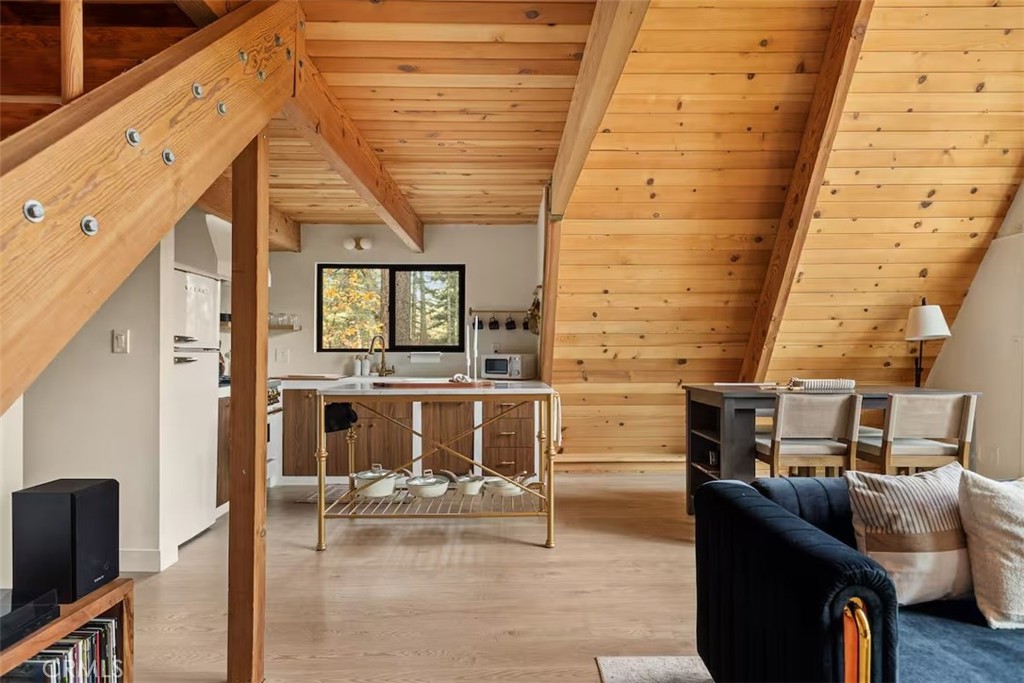 26664 Thunderbird Drive