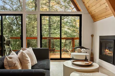 26664 Thunderbird Drive Lake Arrowhead CA 92391