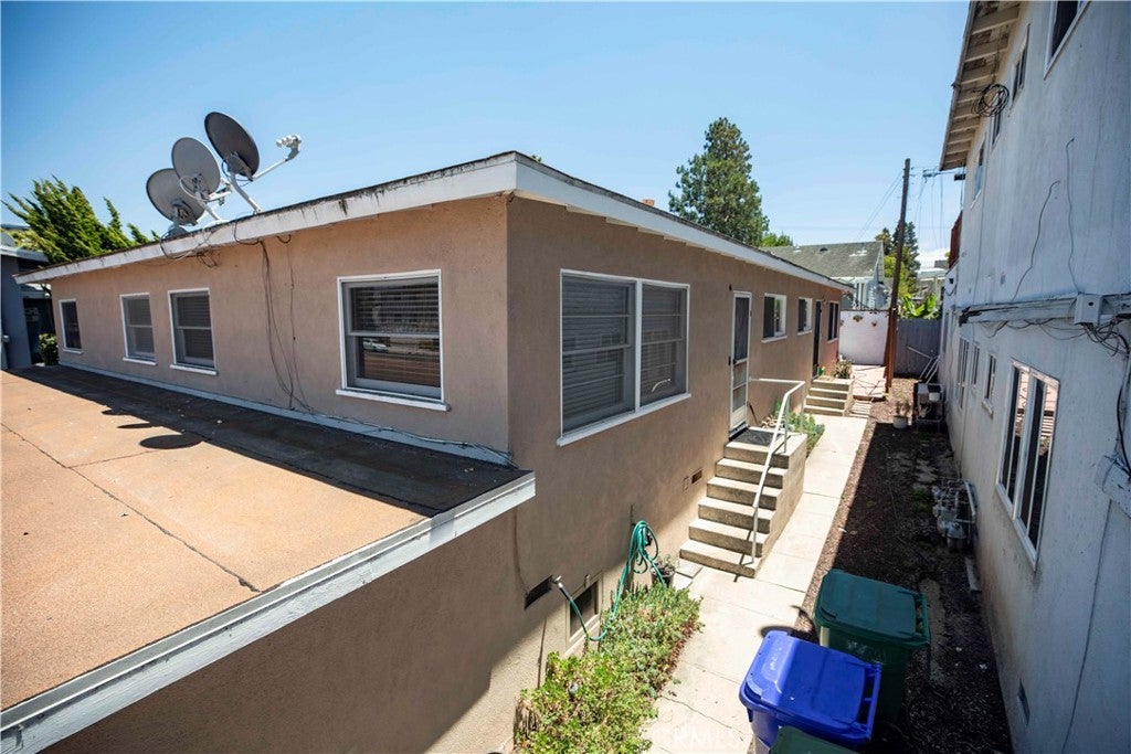 1426 Manhattan Beach
