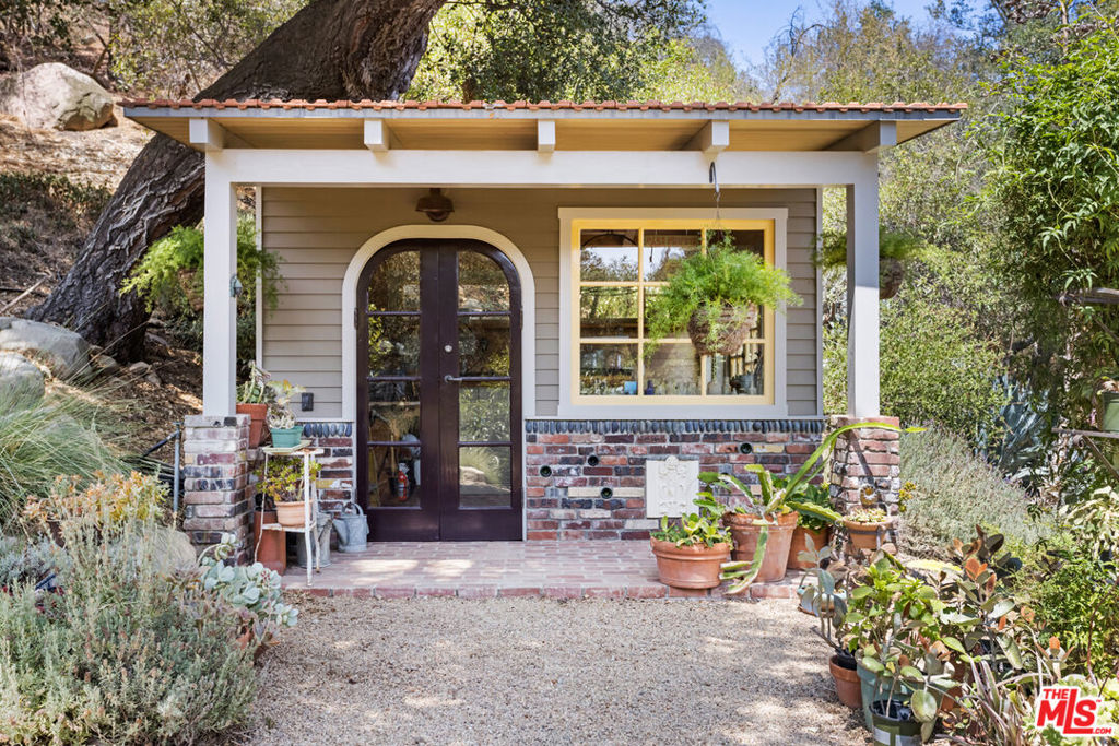Properties 3 0 Greenleaf Canyon Road