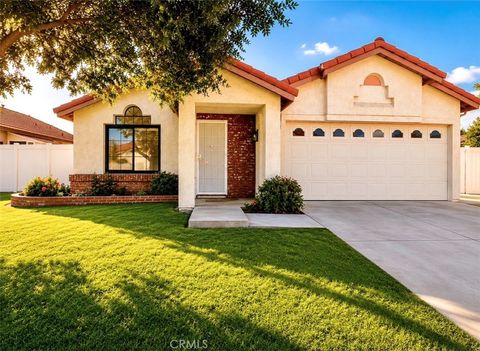 Photo of 27620 Camino Donaire, Menifee, CA 92585 (MLS # IG26106113)