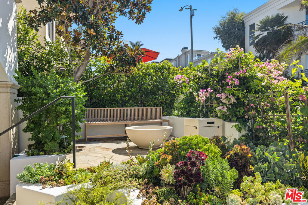 229 24th Street