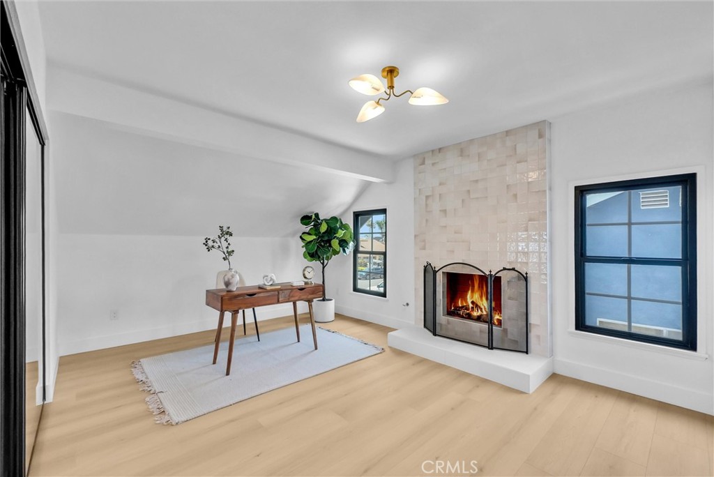 Huntington Beach, California, 92646, United States, 5 Bedrooms Bedrooms, ,4 BathroomsBathrooms,Residential,Active,2042187