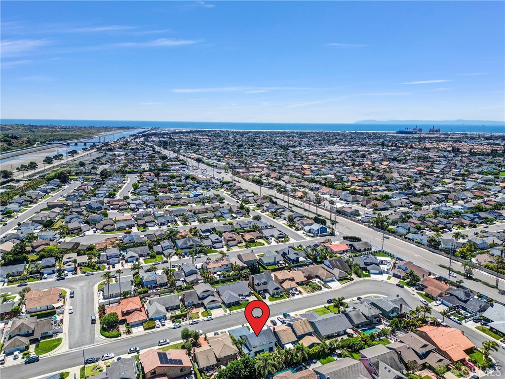 Huntington Beach, California, 92646, United States, 5 Bedrooms Bedrooms, ,4 BathroomsBathrooms,Residential,Active,2042187