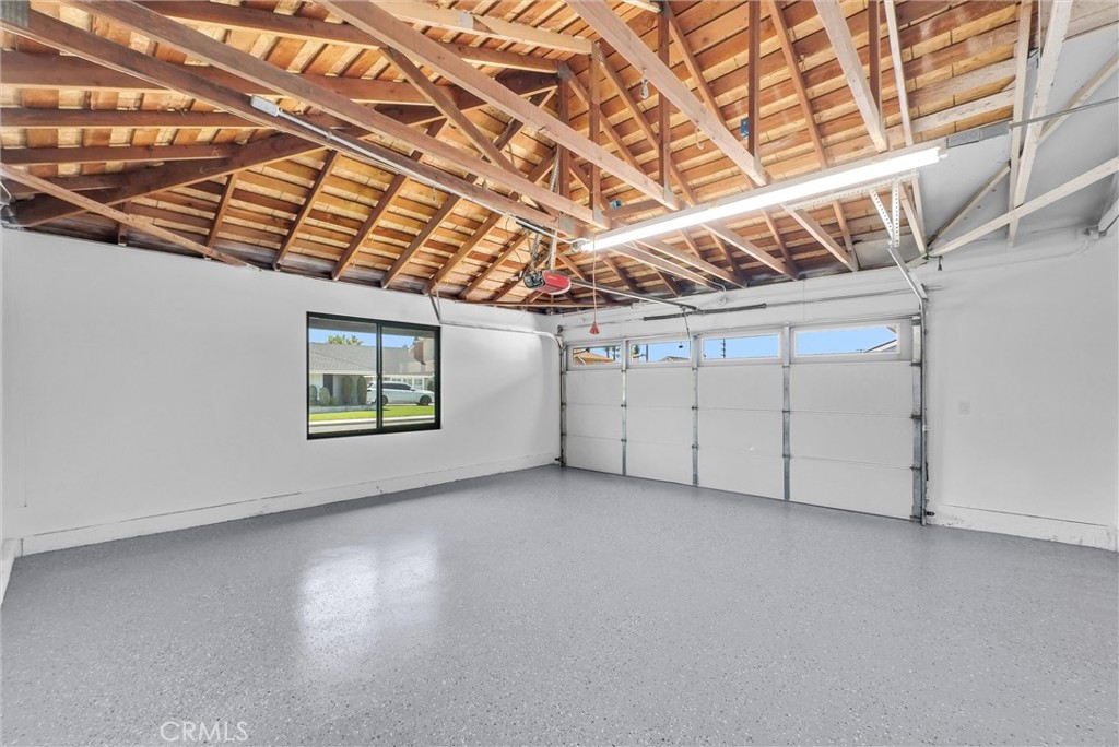 Huntington Beach, California, 92646, United States, 5 Bedrooms Bedrooms, ,4 BathroomsBathrooms,Residential,Active,2042187