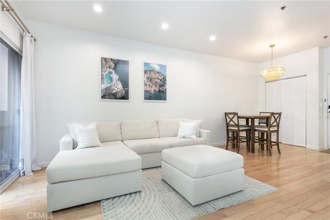 19350 Sherman Way 124 Reseda CA 91335