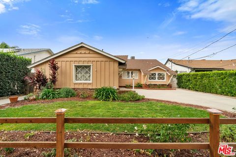 Photo of 6859 Langdon Avenue, Van Nuys, CA 91406 (MLS # 26648629)