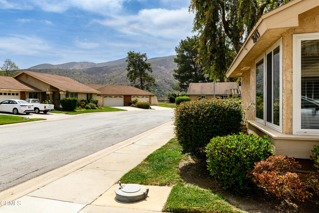 28143 Village 28