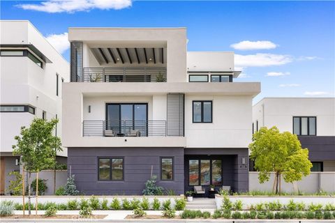 2126 Airship Ave Tustin CA 92782