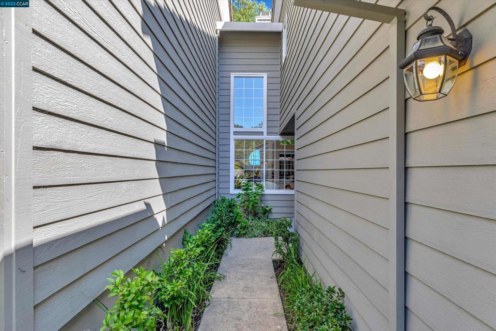 SILVERGATE - Residential